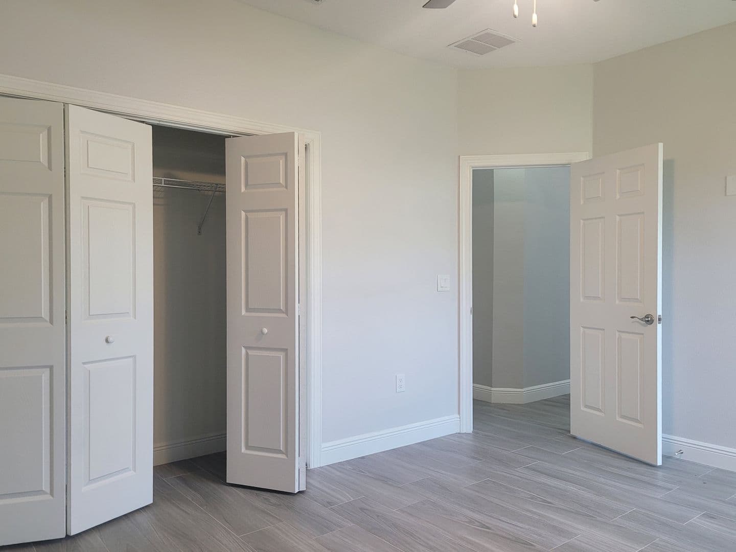 SPRING HILL House: 13032 AGATHA LN