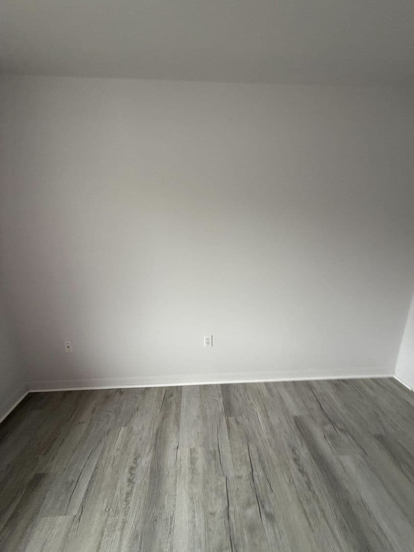 Hudson Apartment: 10526 State Rd 52