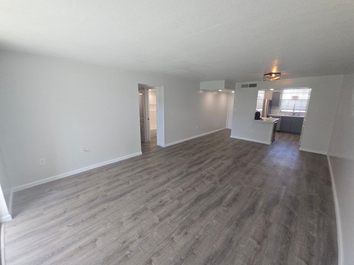 Brandon Condo: 108 Clock Tower Dr