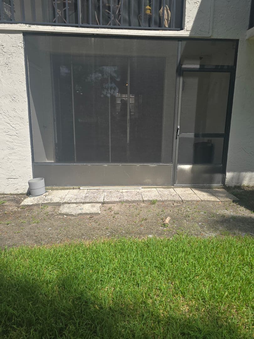 Brandon Condo: 108 Clock Tower Dr