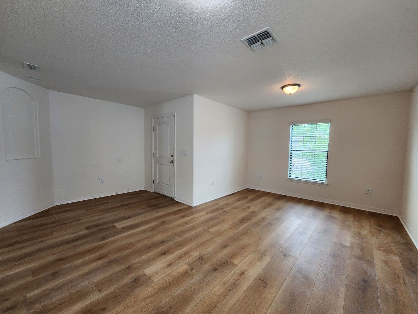 Riverview House: 11910 Winterset Cove Drive