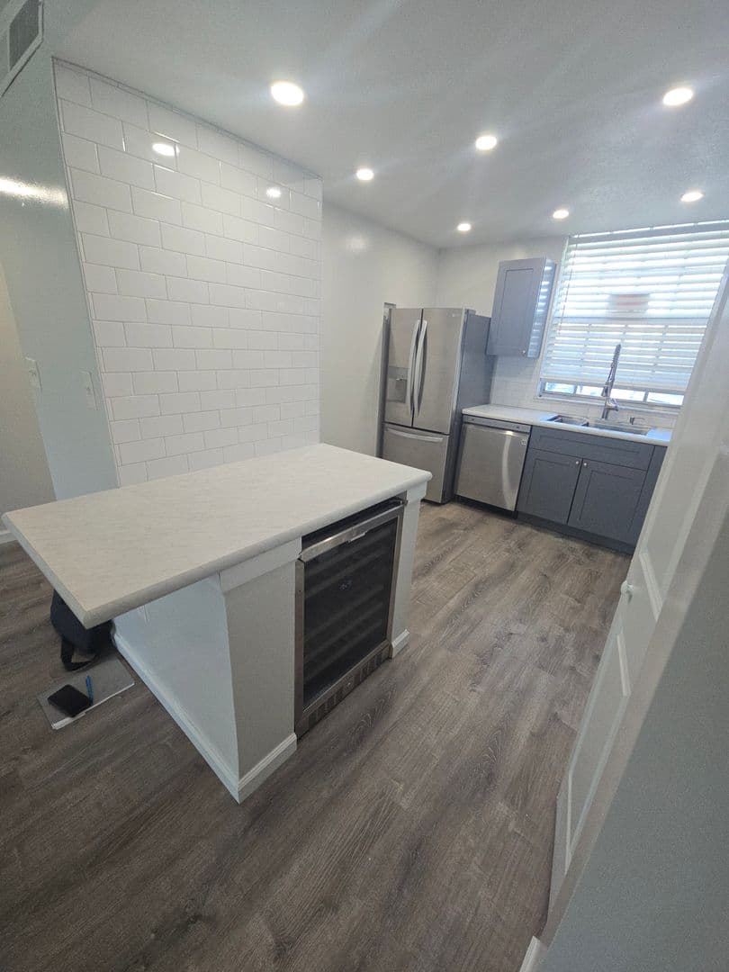 Brandon Condo: 108 Clock Tower Dr