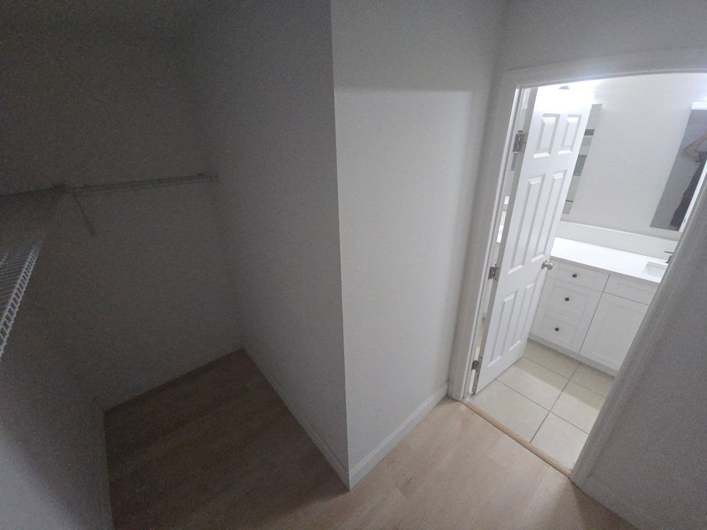 Ruskin House: 927 Culbreath green ct