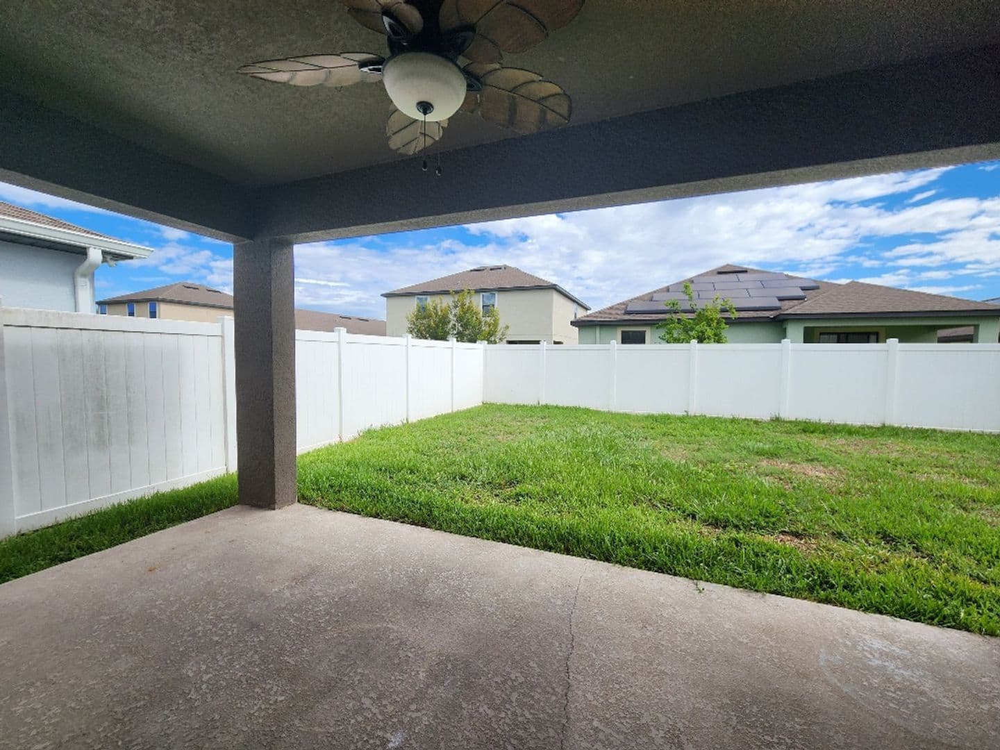Riverview House: 11910 Winterset Cove Drive
