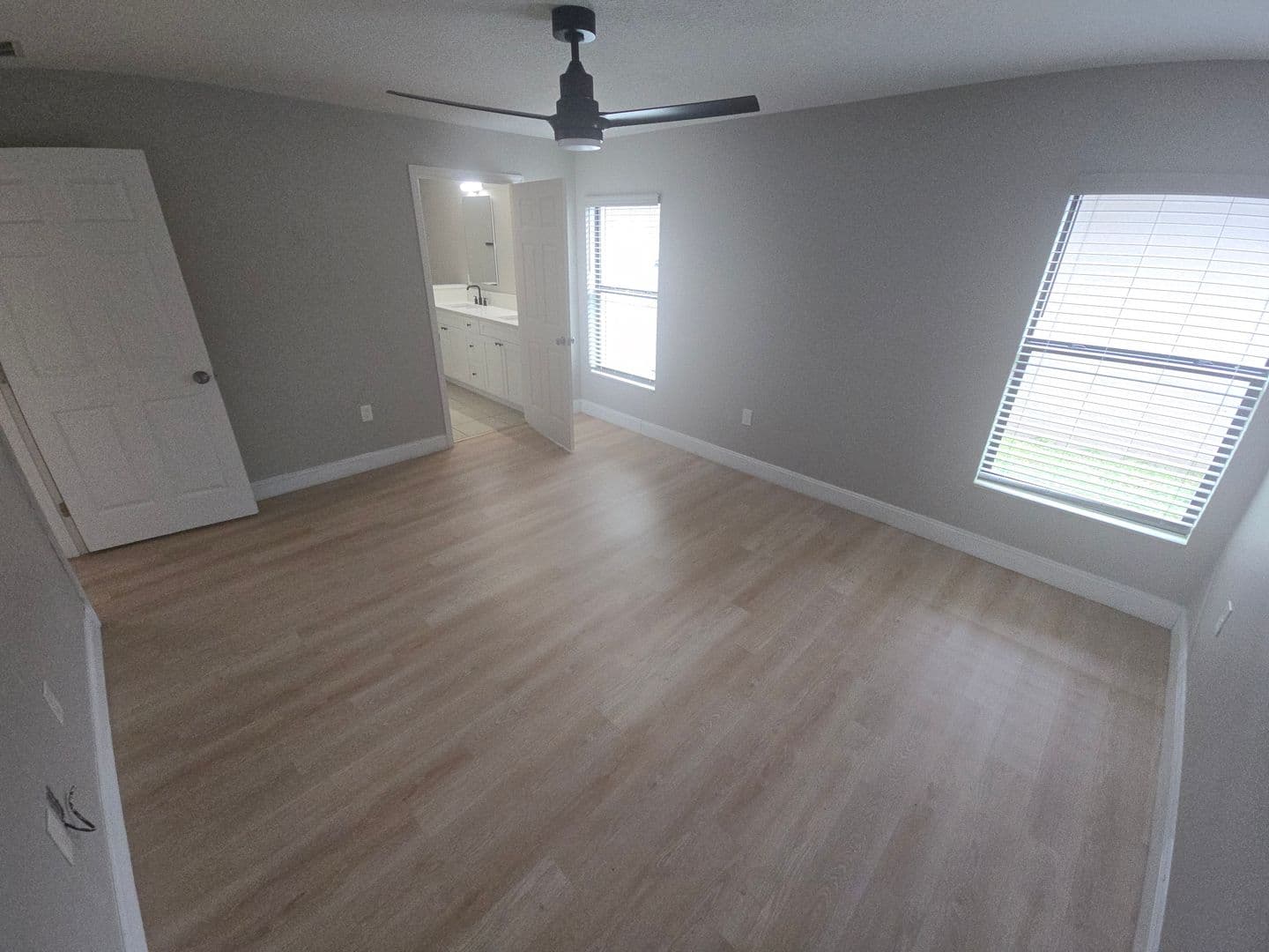 Ruskin House: 927 Culbreath green ct