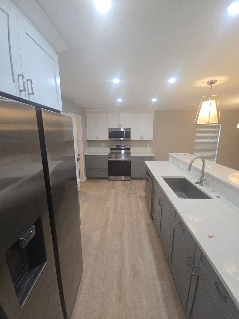 Ruskin House: 927 Culbreath green ct