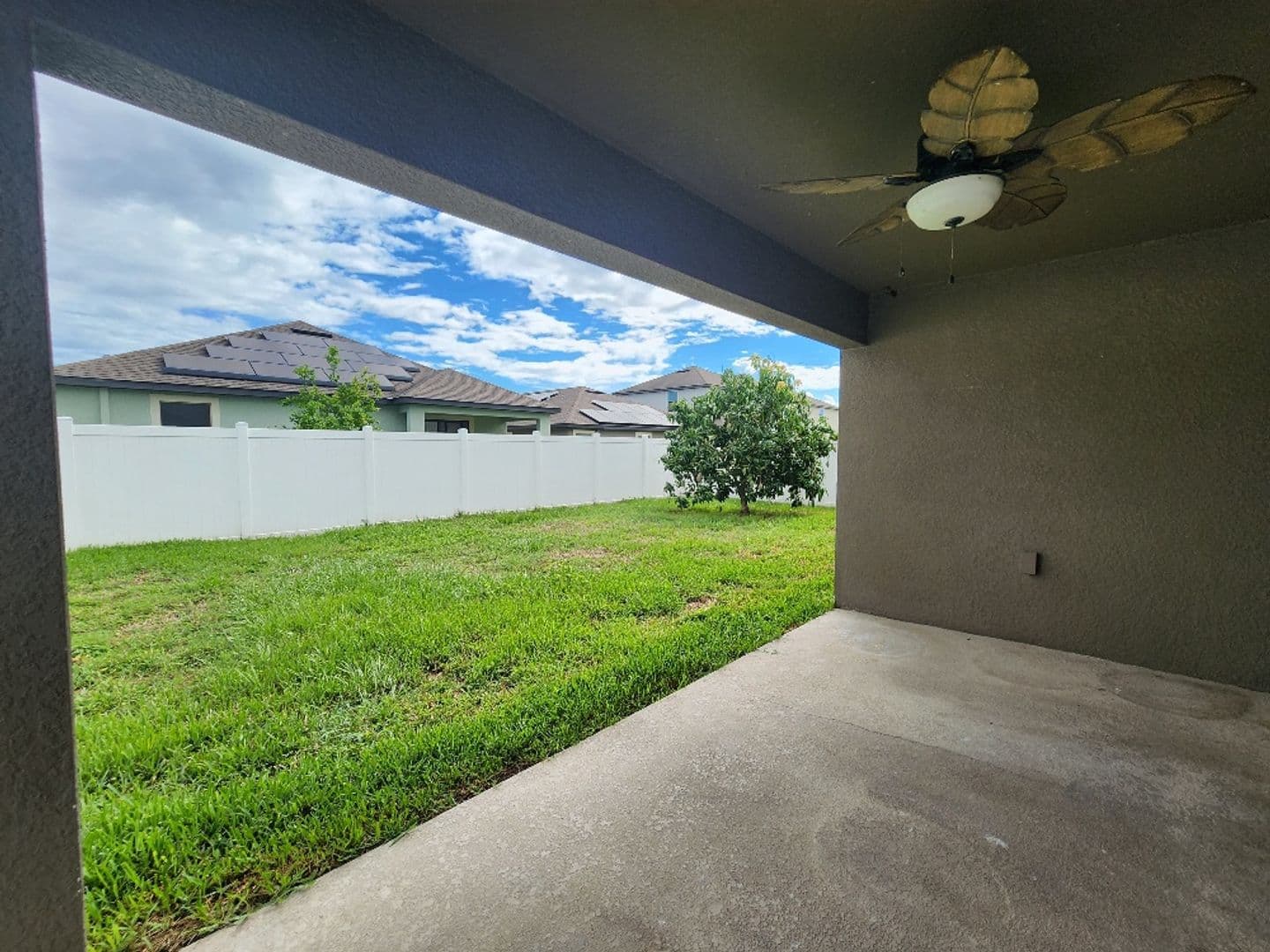 Riverview House: 11910 Winterset Cove Drive