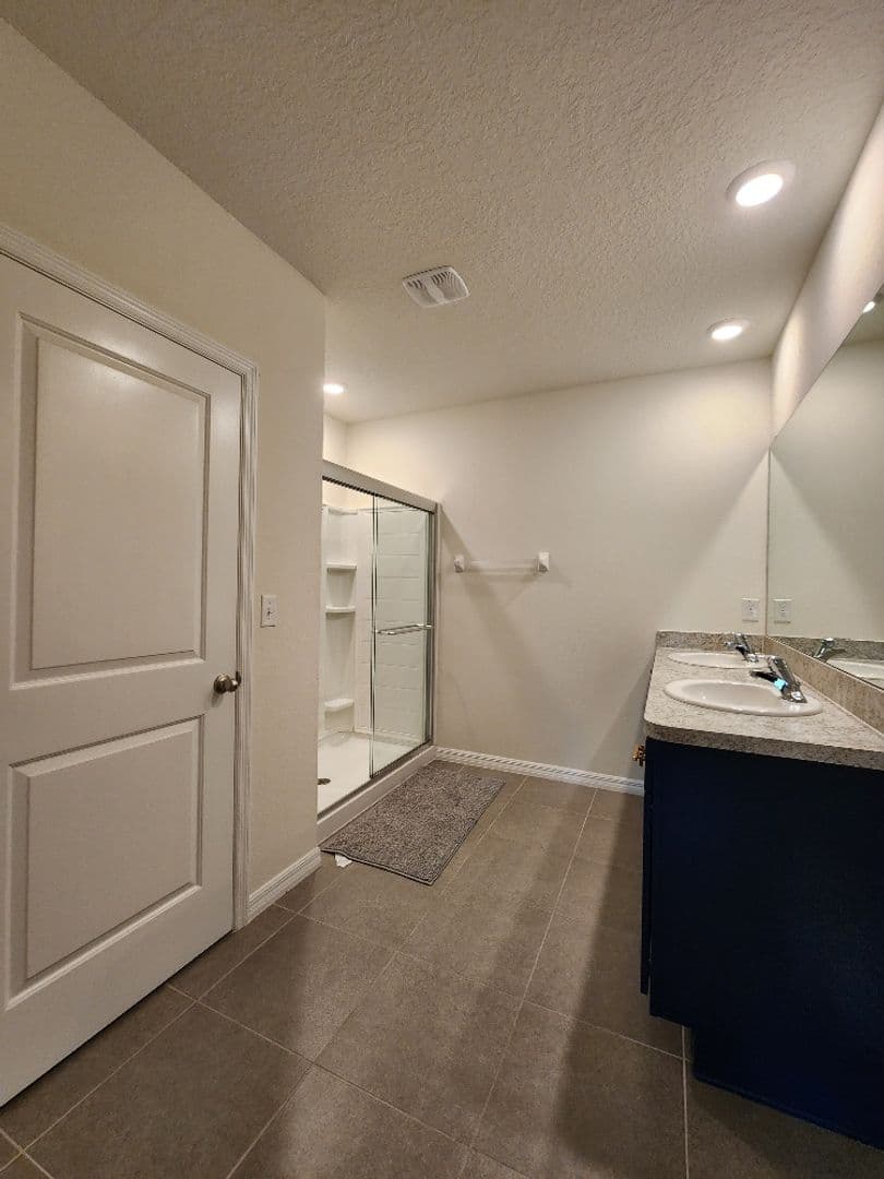 Brandon House: 2448 Knight Island Dr
