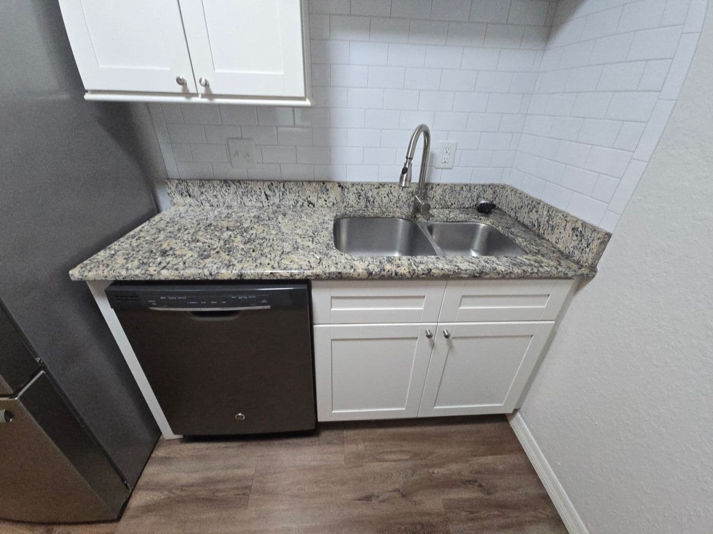 Brandon Condo: 115 Picardy Villa Cir