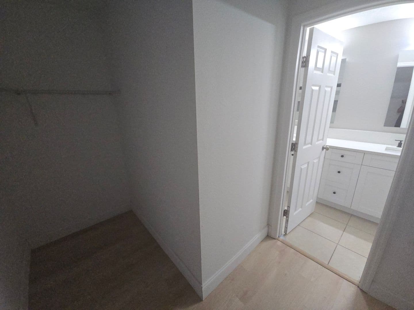Ruskin House: 927 Culbreath green ct