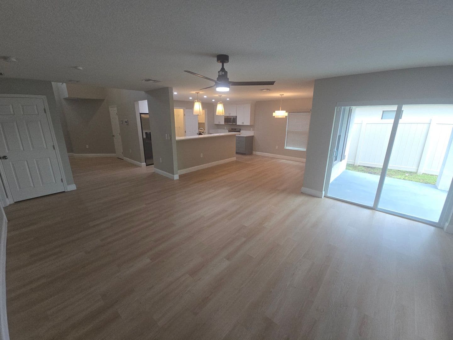 Ruskin House: 927 Culbreath green ct