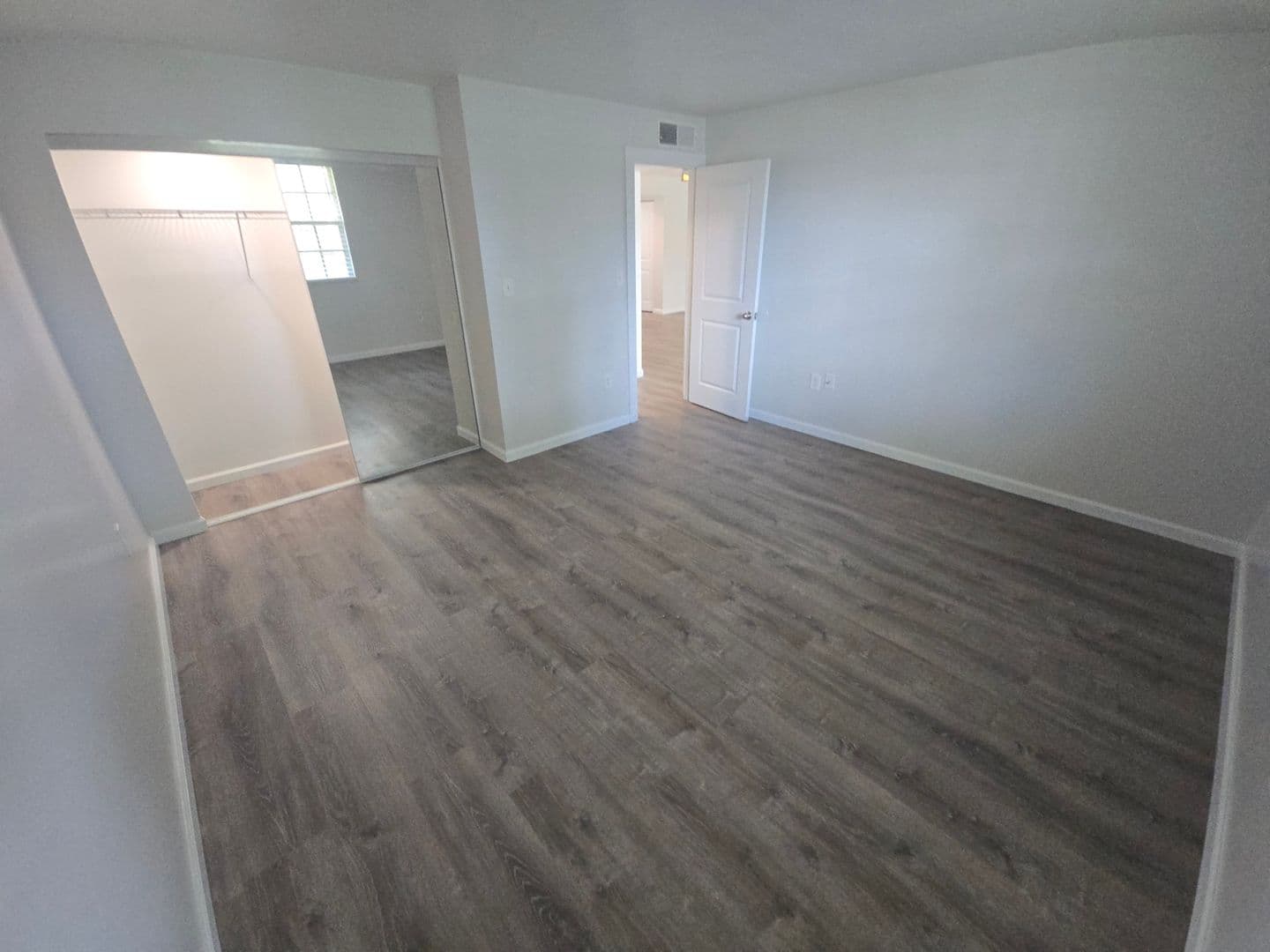 Brandon Condo: 108 Clock Tower Dr