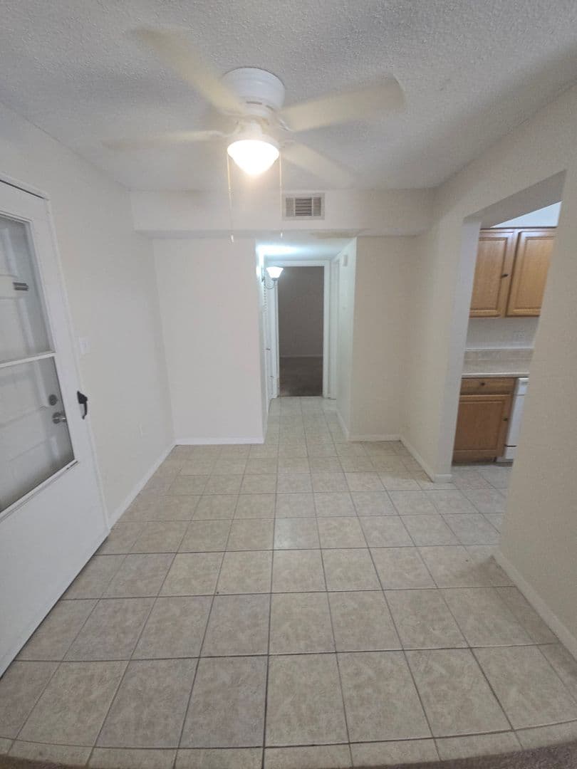 Brandon Condo: 165 Picardy Villa Cir