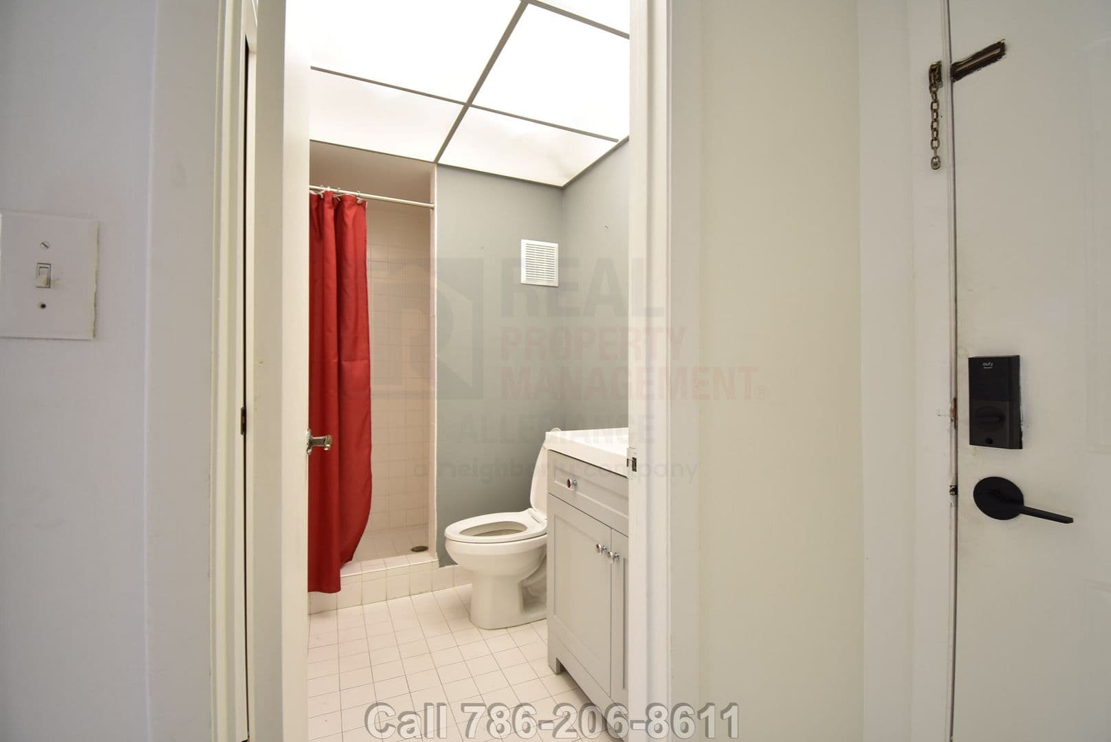Miami House: 20741 NE 4th Court