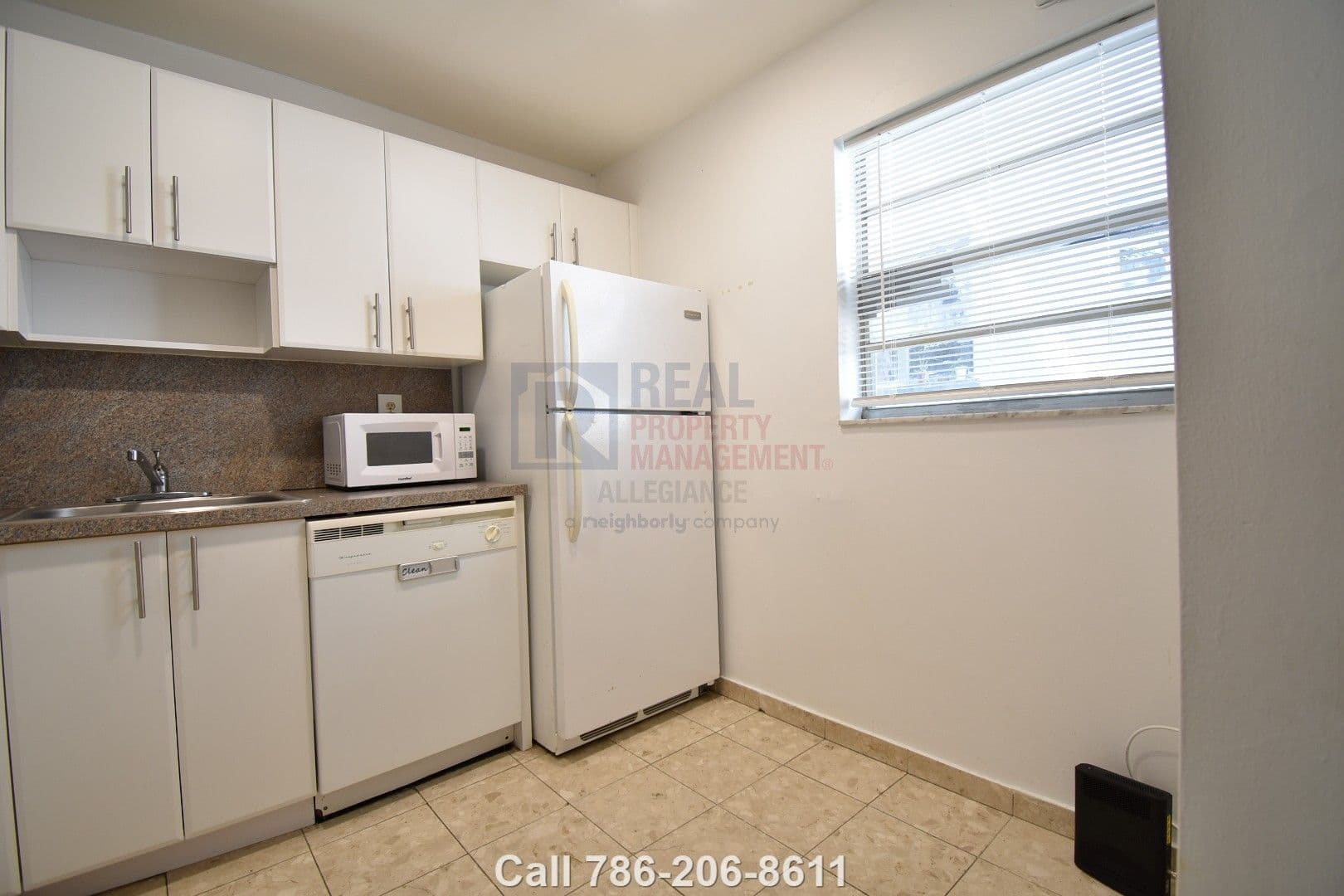 Miami Beach Condo: 1605 Meridian Ave