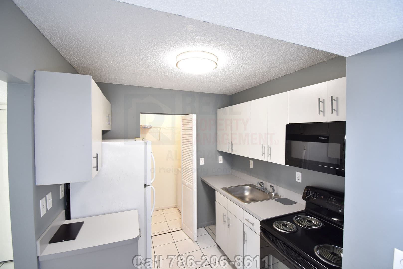 Miami House: 20741 NE 4th Court