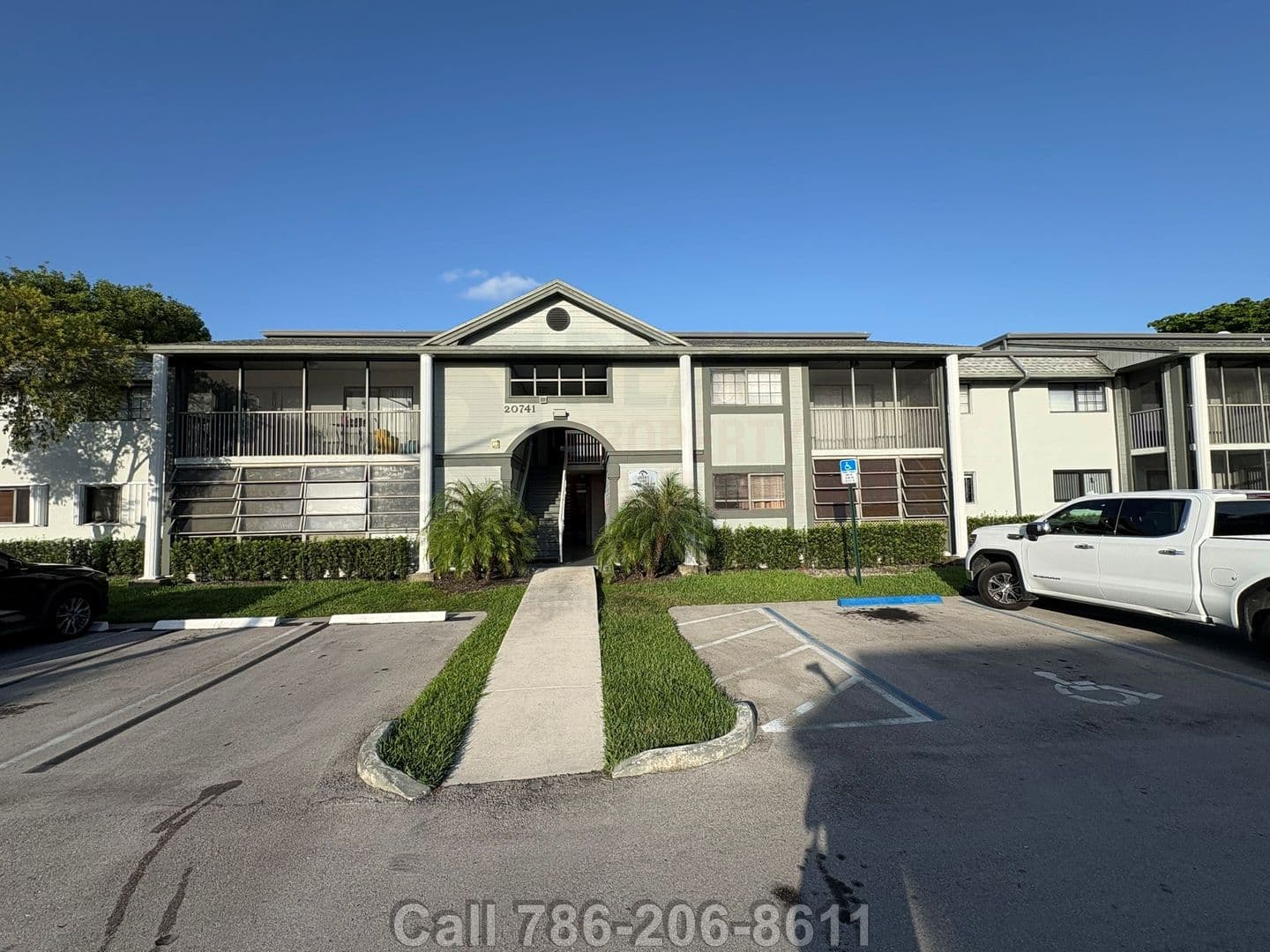 Miami House: 20741 NE 4th Court