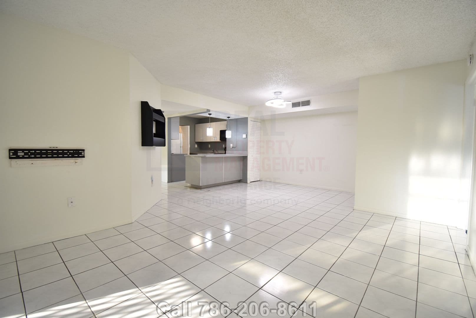 Miami House: 20741 NE 4th Court