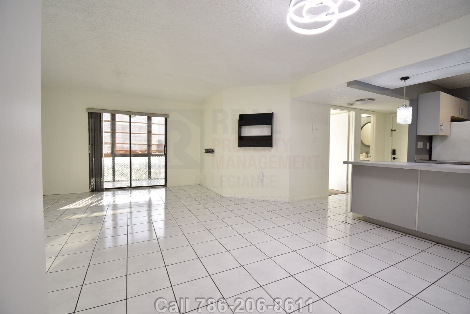 Miami House: 20741 NE 4th Court