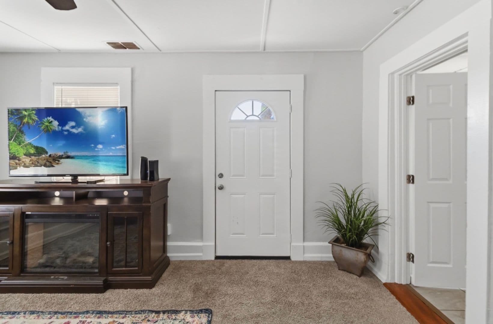 Saint Cloud House: 1102 Florida Avenue, Saint Cloud