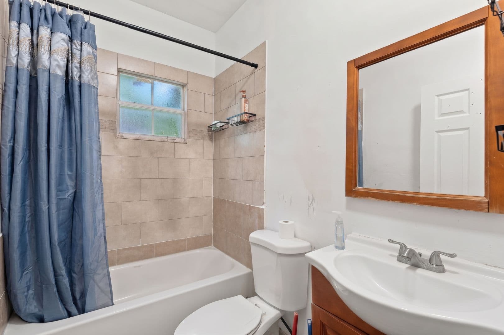 West Palm Beach House: 3509 Pinewood Ave