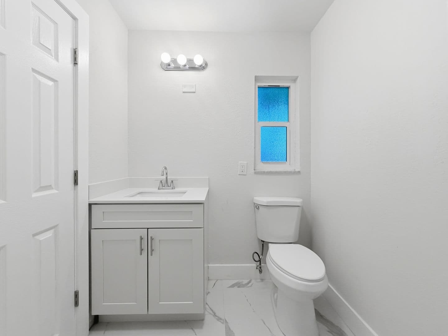 Treasure Island Apartment: 295 110th Ave