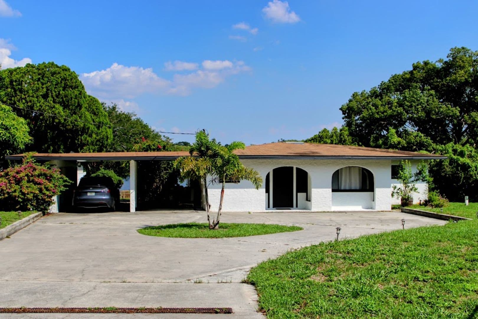 Tampa House: 3012 Justamere ln
