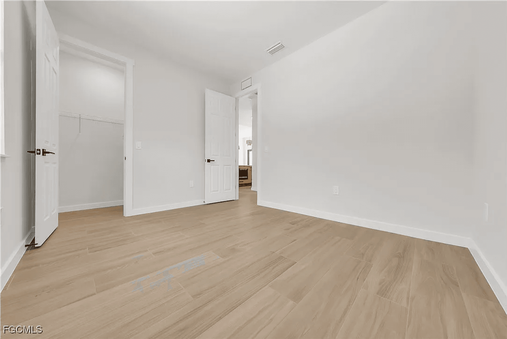 Naples House: 2719 2nd St NW