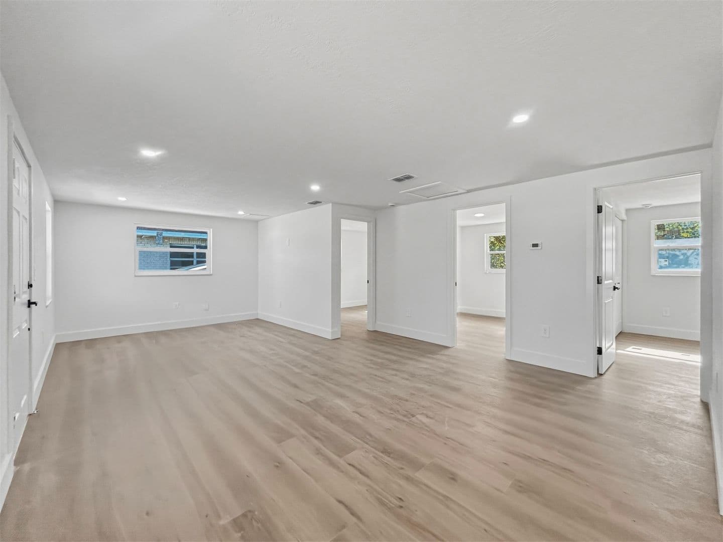 Tampa House: 4605 John Bell Jr Dr