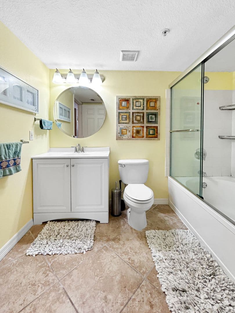 Seminole Condo: 10764 70th Ave Unit 7106