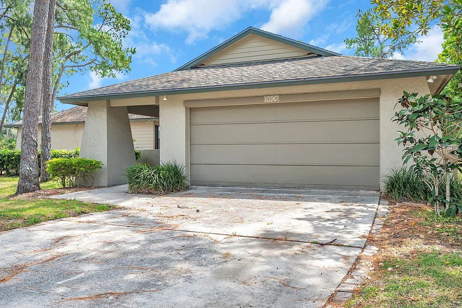 Clearwater House: 3078 Osprey Ln