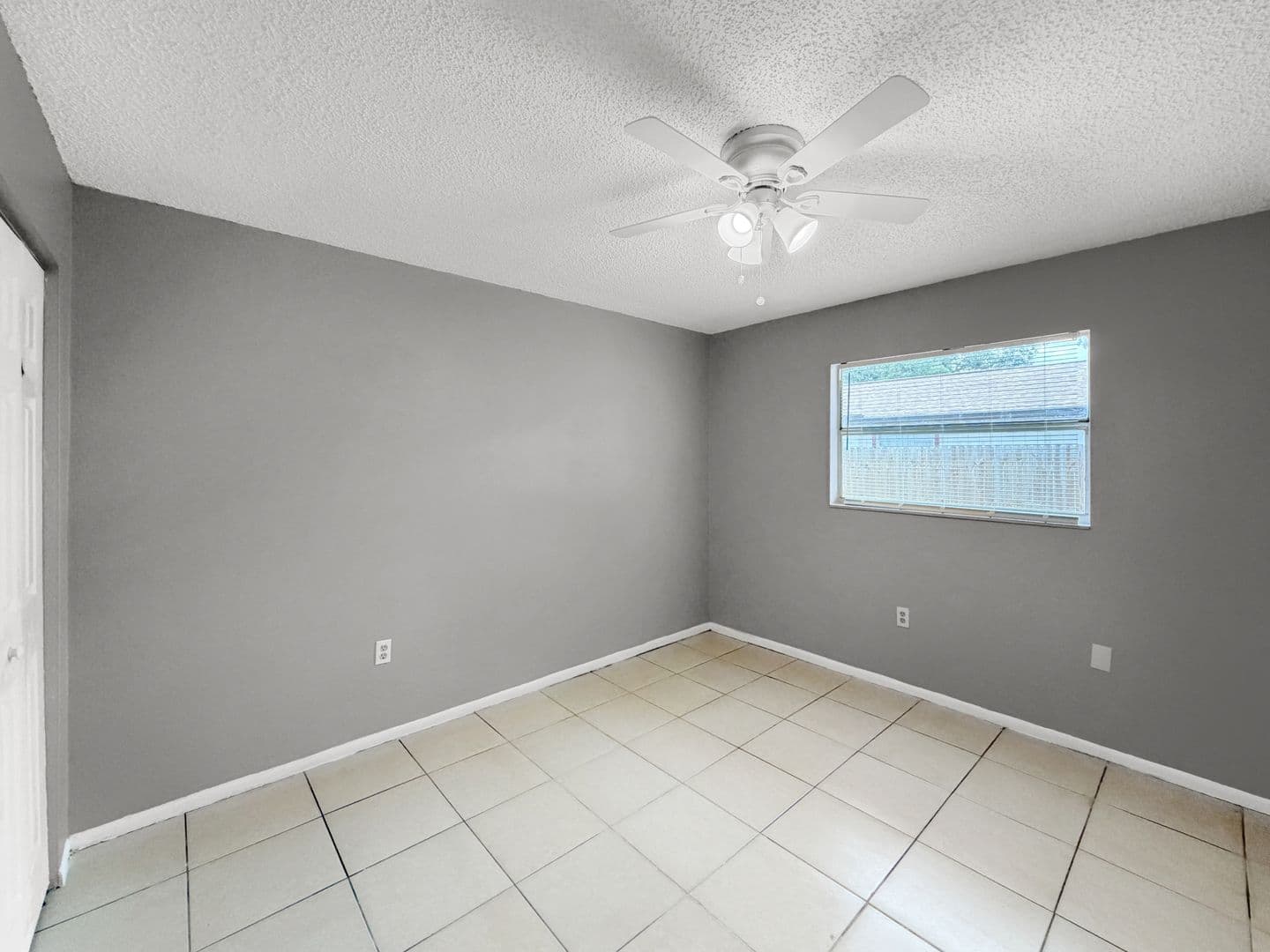 Largo Apartment: 3122 Green Acres Ave