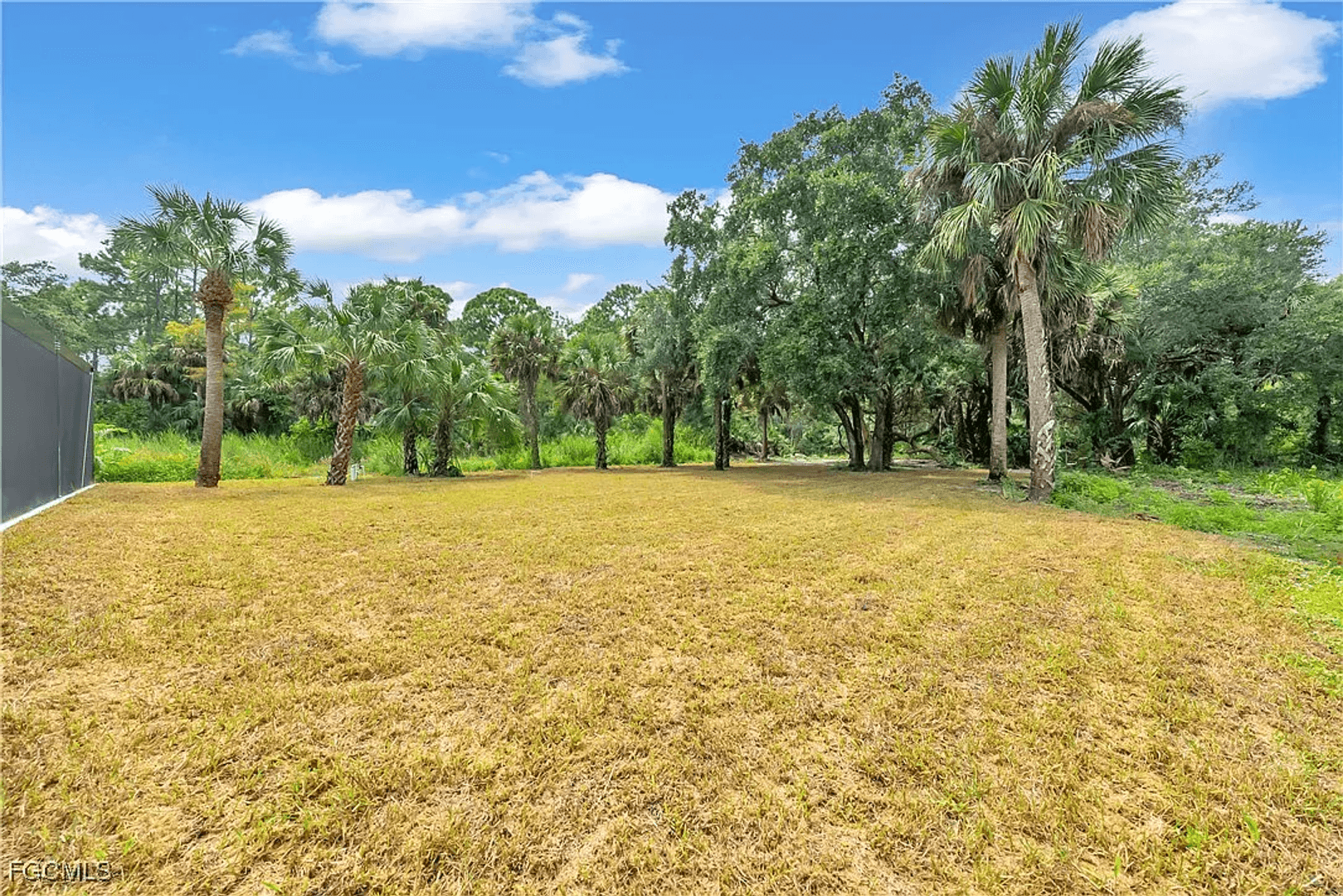 Naples House: 2719 2nd St NW