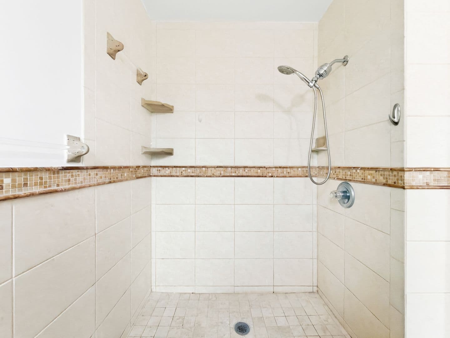 Treasure Island Apartment: 295 110th Ave