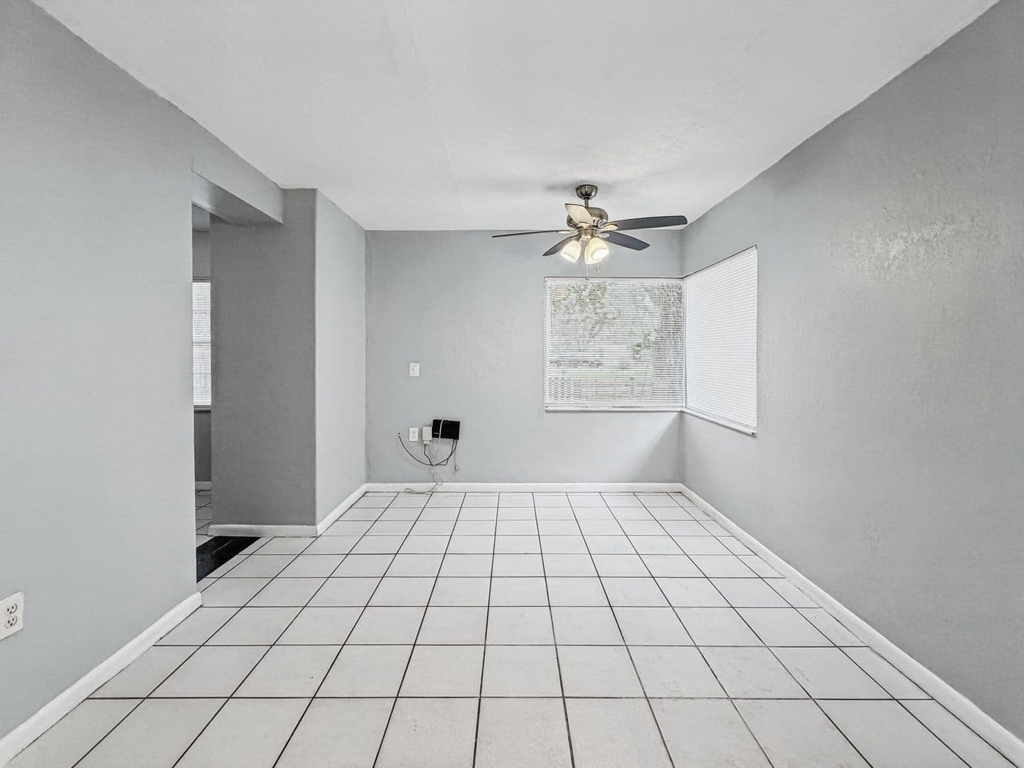 Tampa House: 8406 N 20th St