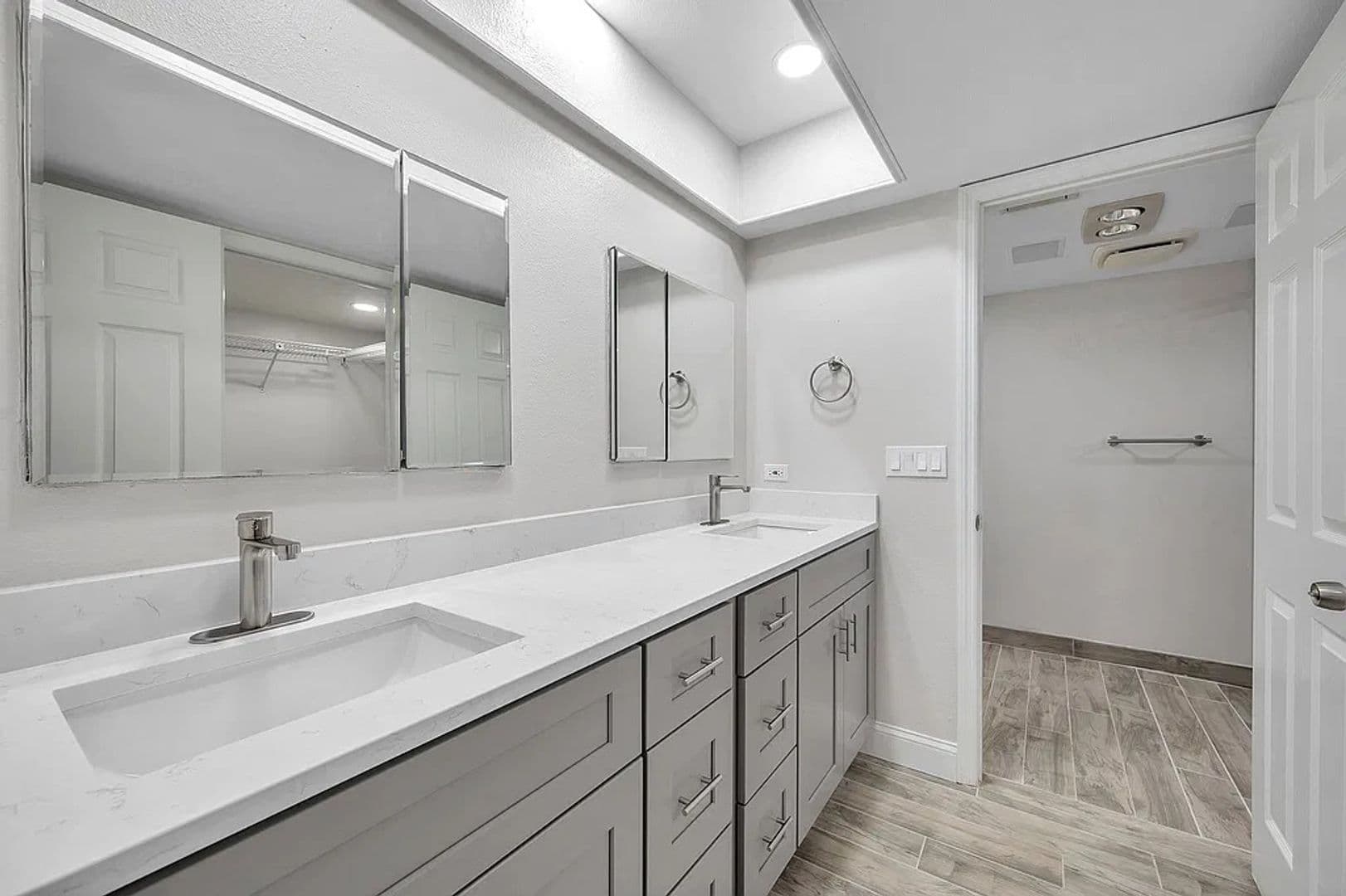 Clearwater House: 3078 Osprey Ln