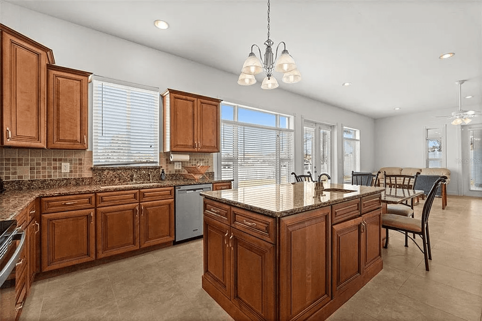 Treasure Island House: 710 116th Ave