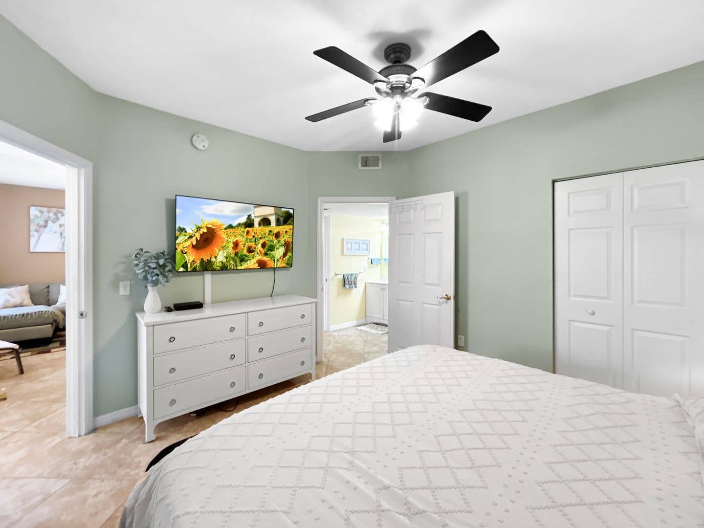 Seminole Condo: 10764 70th Ave Unit 7106
