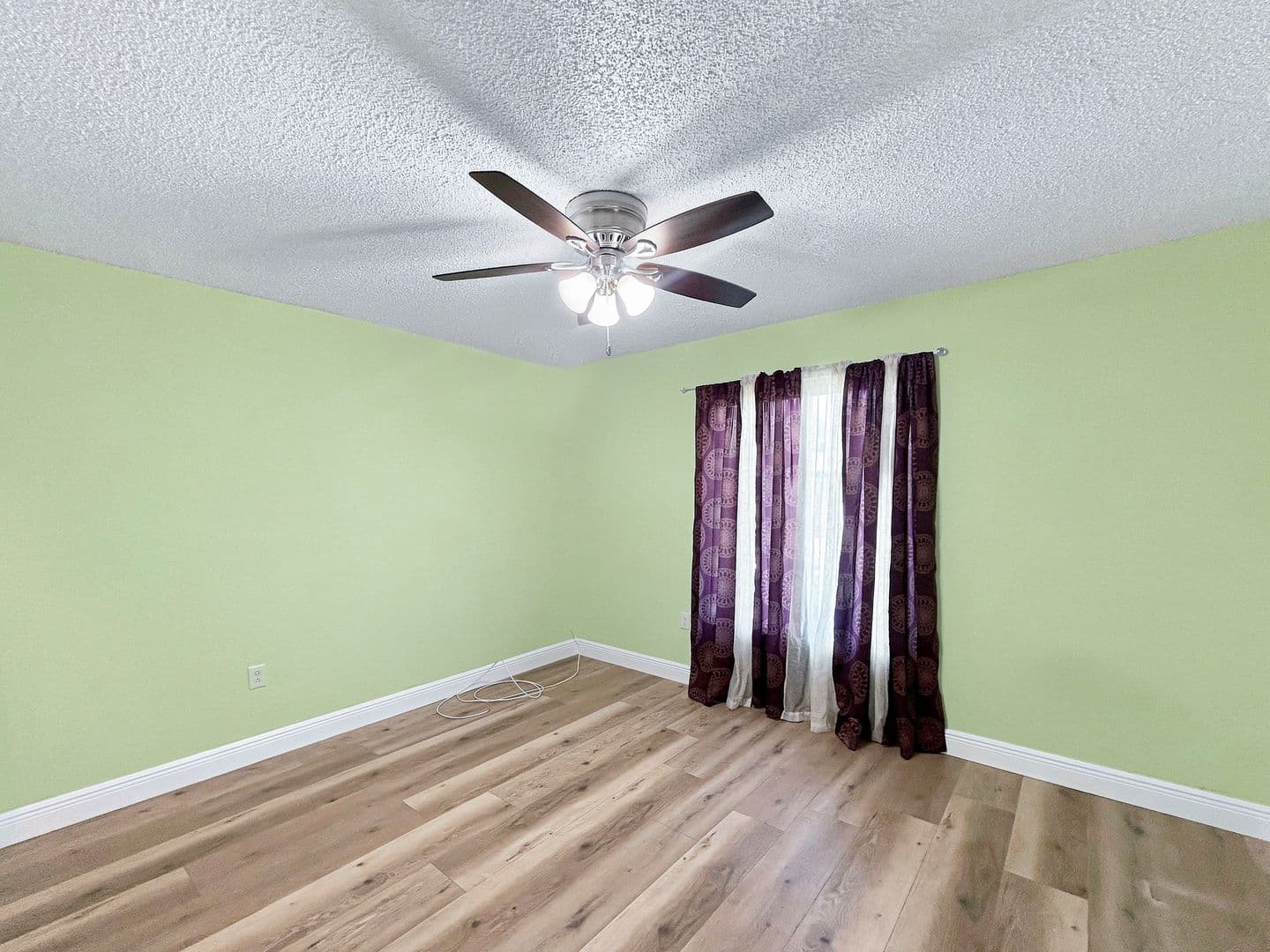 Largo House: 12829 109th St