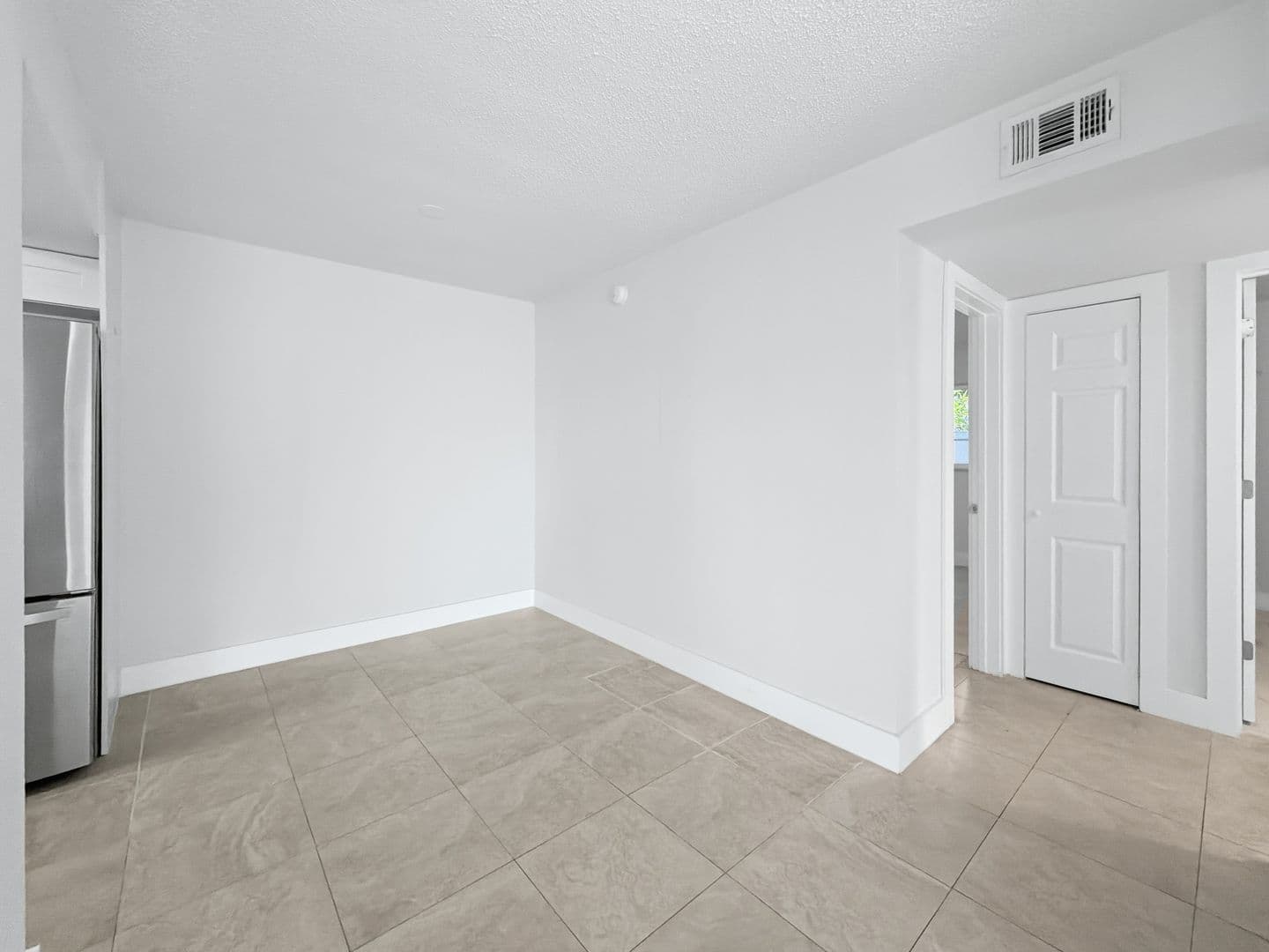 Treasure Island Apartment: 295 110th Ave