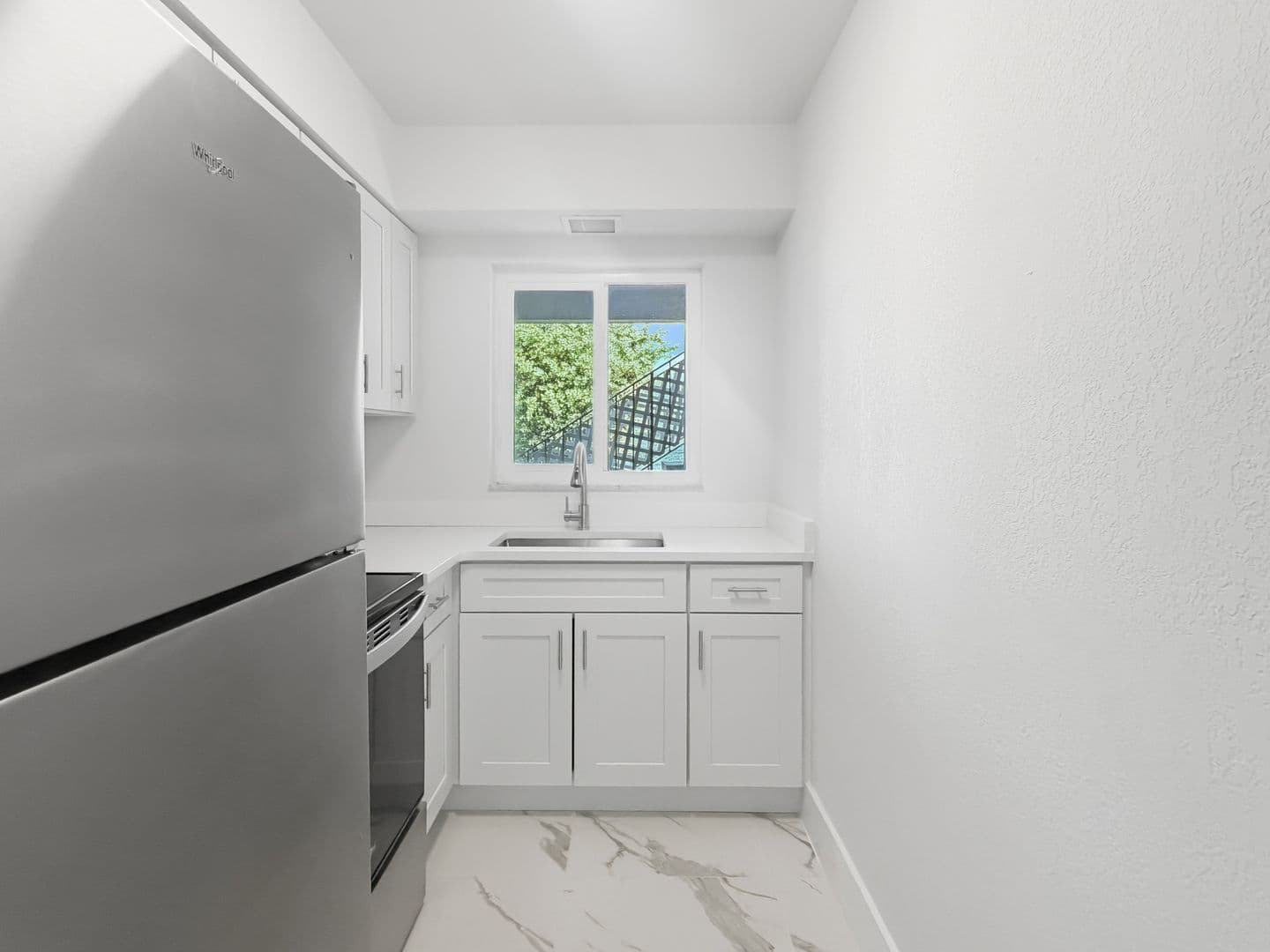 Treasure Island Apartment: 295 110th Ave