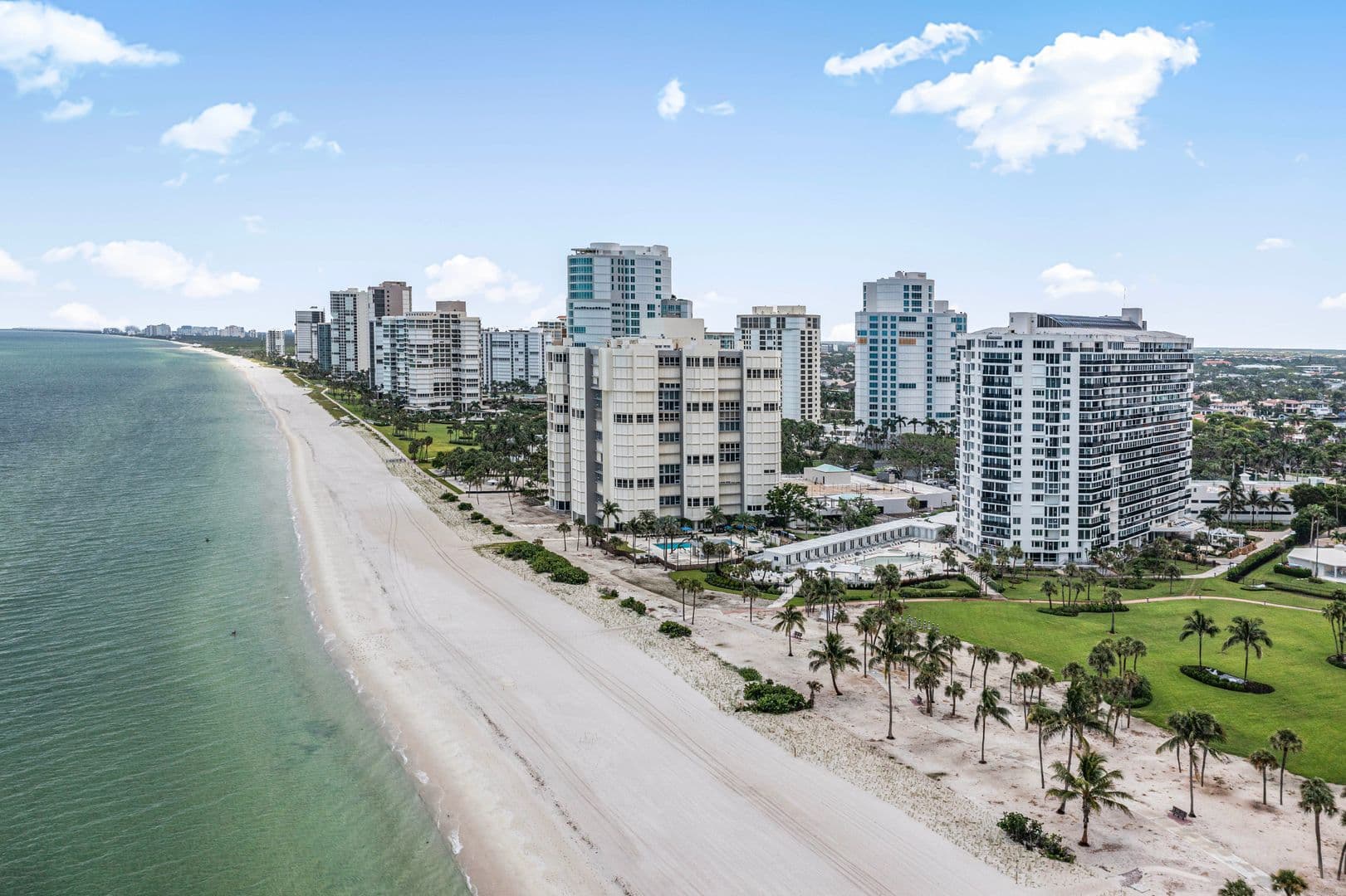 Naples Condo: 4041 Gulf Shore Blvd N Unit 1807