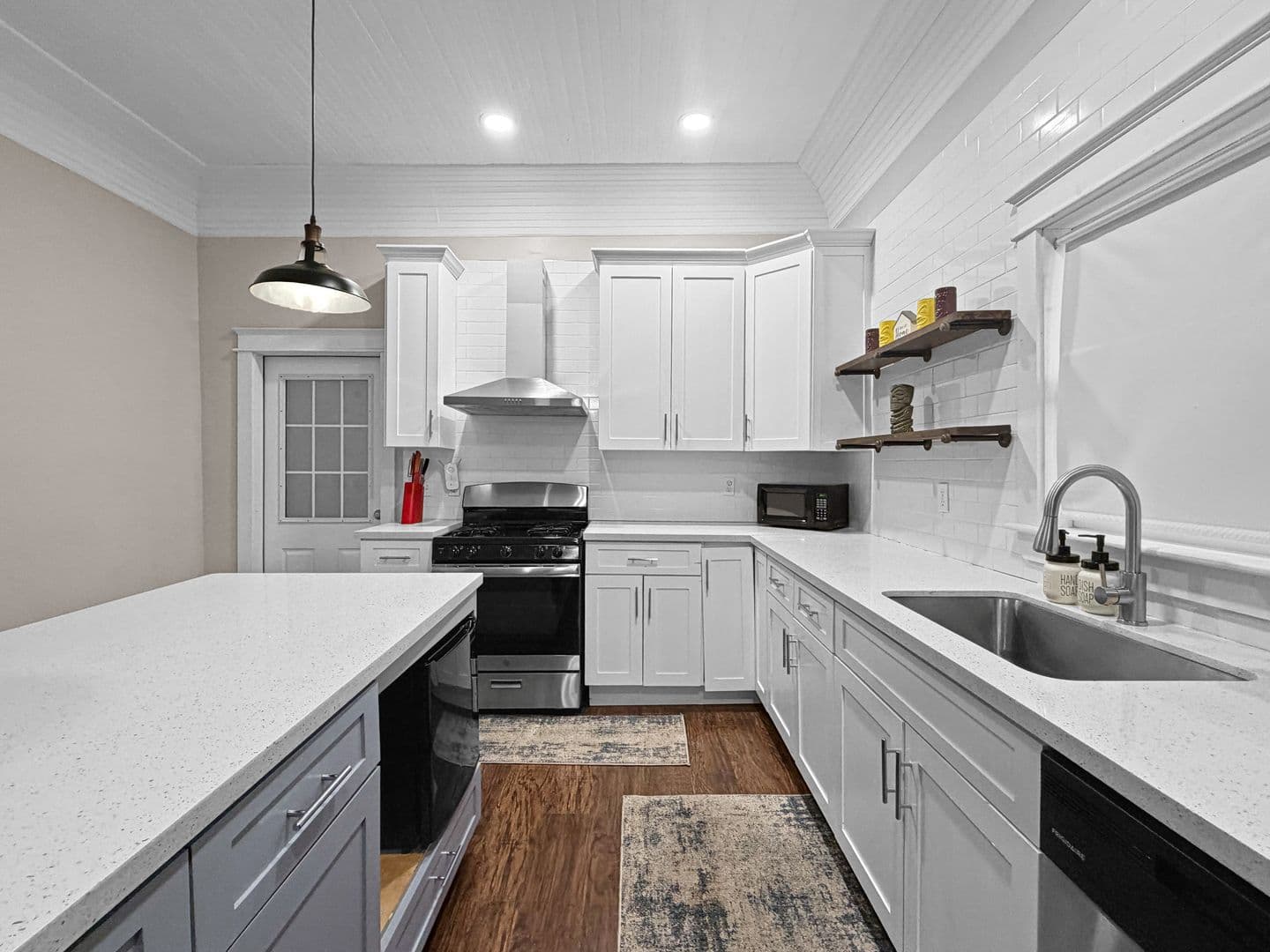 Tampa Apartment: 1515 E 31st Ave