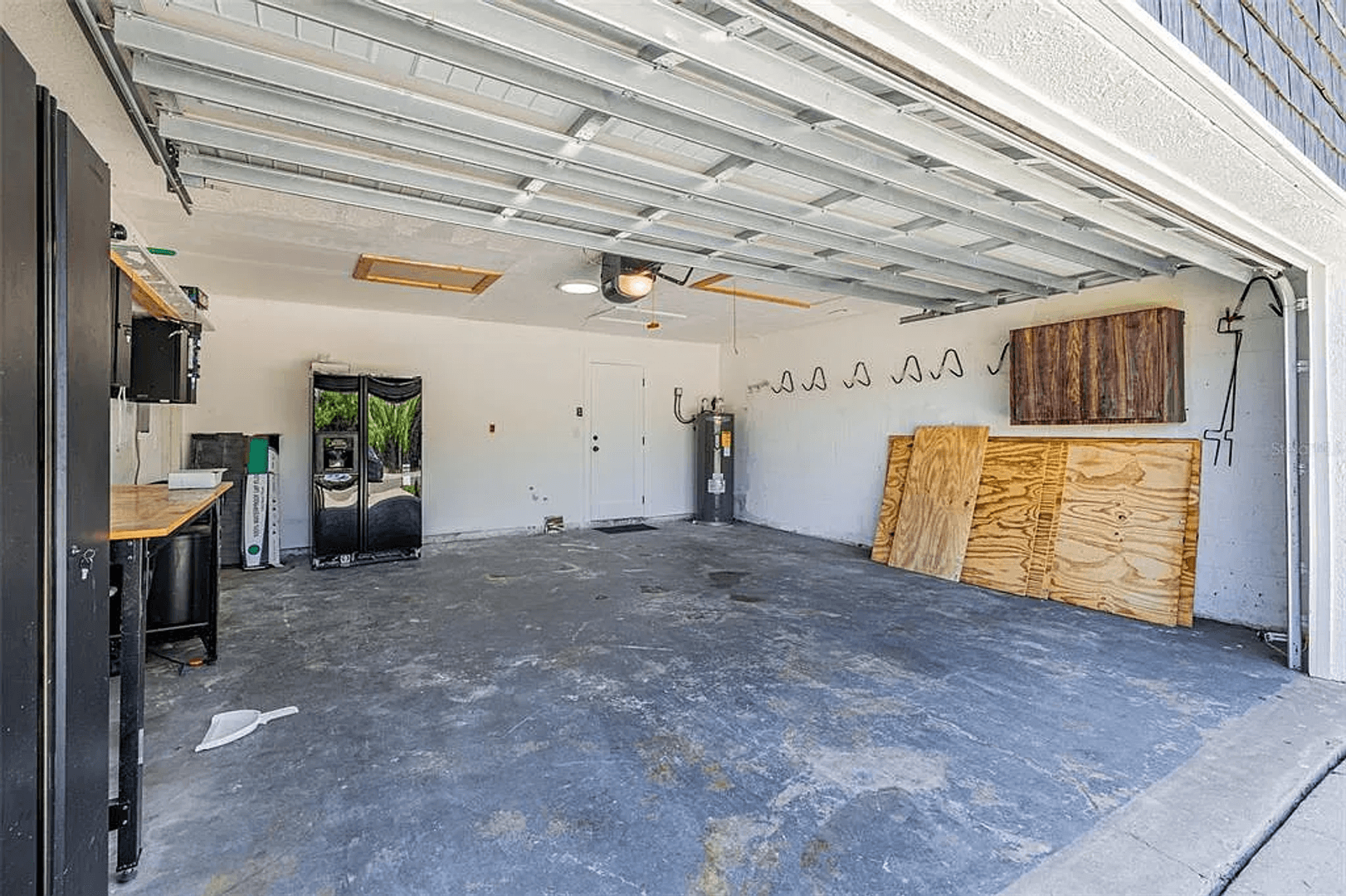 Largo House: 12641 98th St