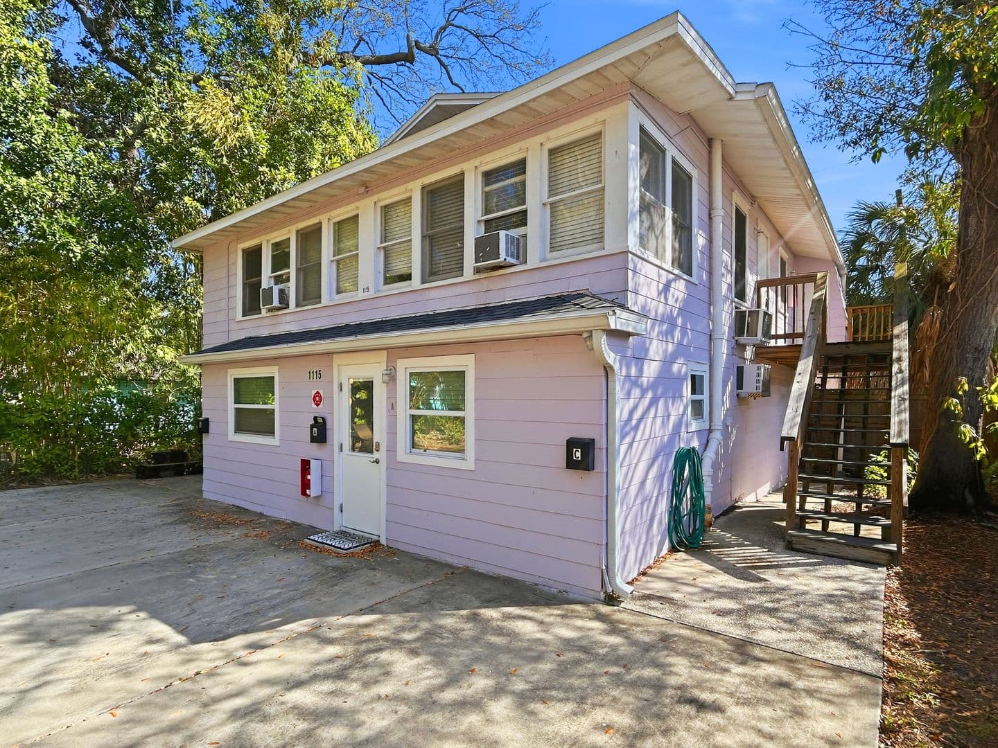 St. Petersburg Apartment: 1115 Highland St N