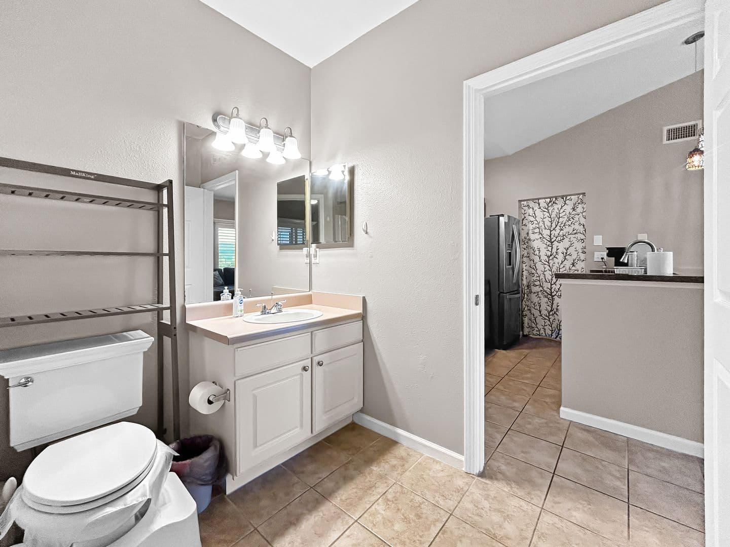 Seminole Condo: 10764 70th Ave #3306