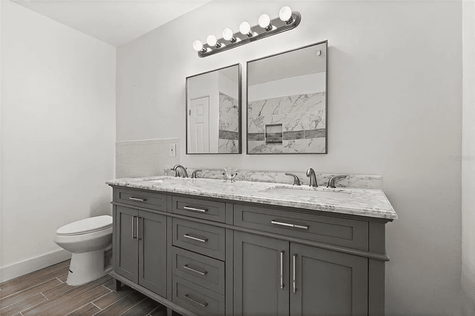 Treasure Island House: 710 116th Ave