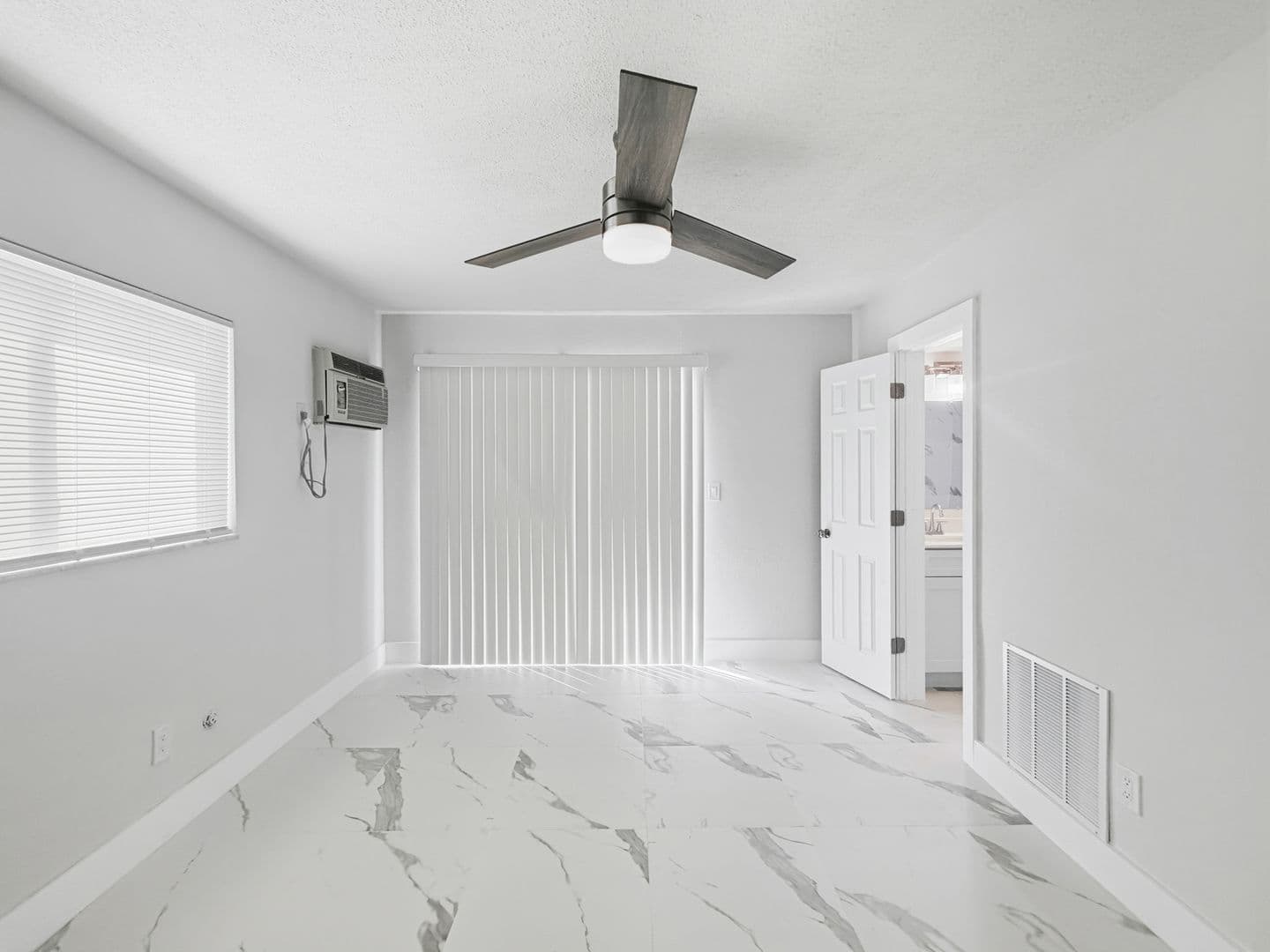 Treasure Island Apartment: 295 110th Ave
