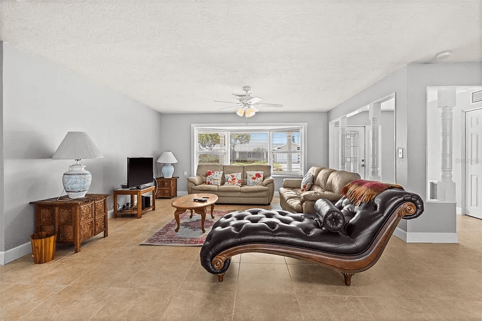 Treasure Island House: 710 116th Ave