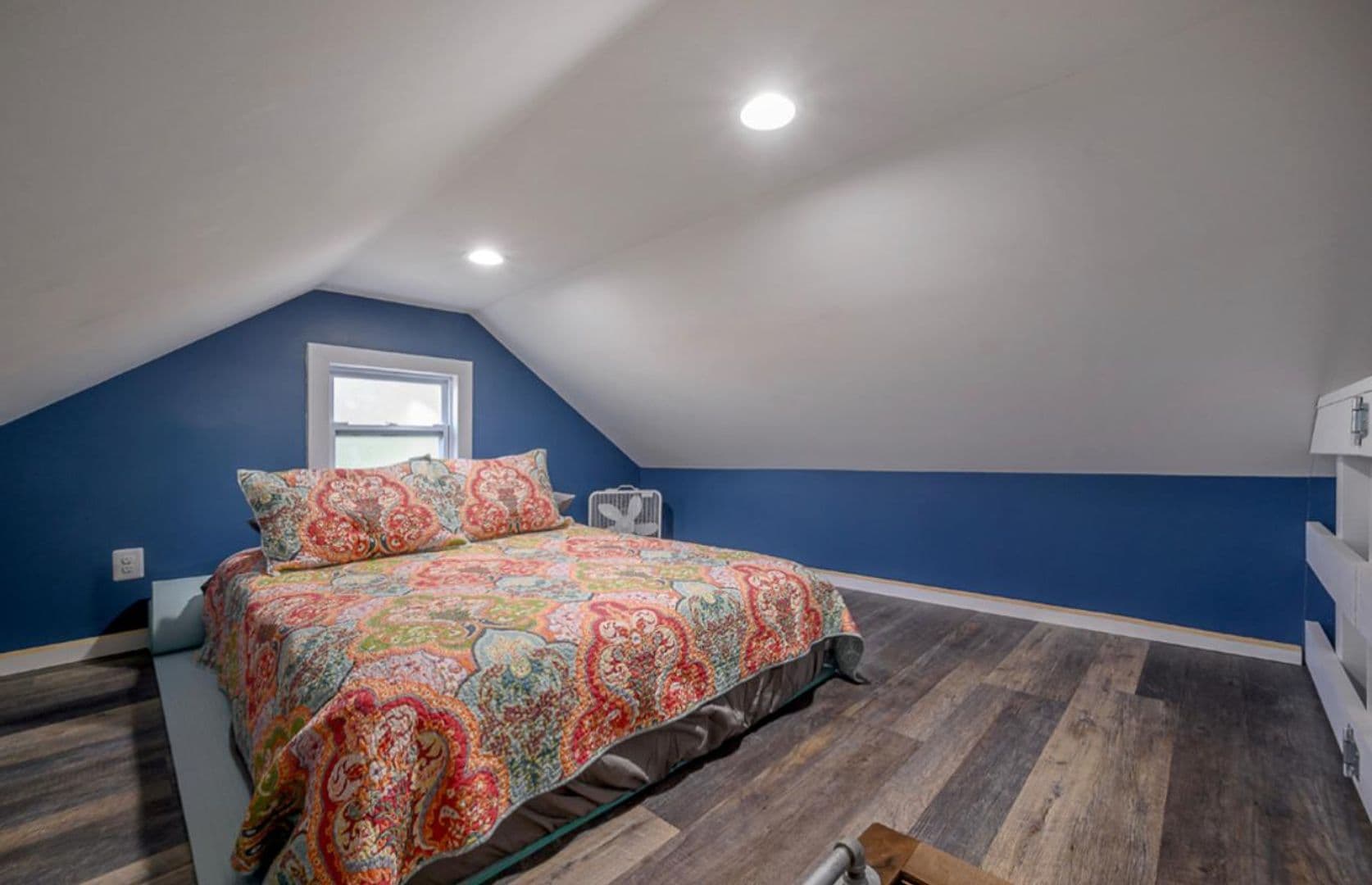 Tampa House: 7201 N Highland Ave Unit B